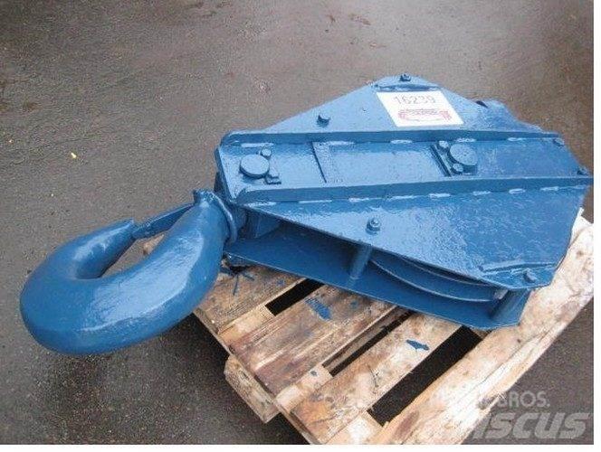  Krankrog ca. 12 ton Piezas y equipos para grúas