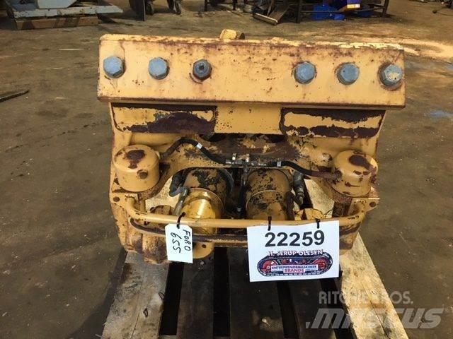  Krøjekonsol ex. Ford 655 Otros componentes
