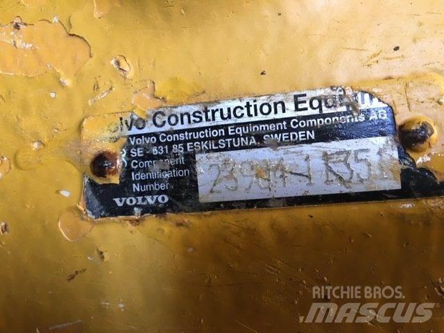  Mellemaksel ex. Volvo A25D Ejes