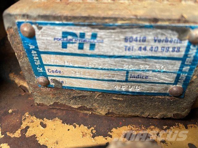 Poclain 125CK Krøjegear Transmisión