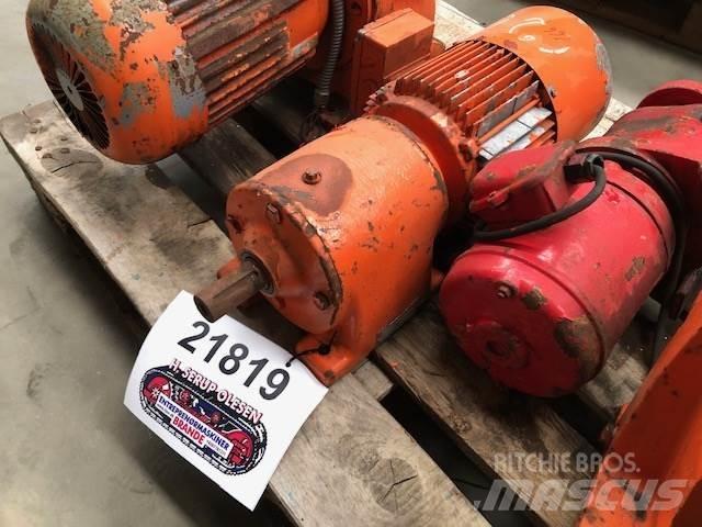  SEW Gearmotor Type R60A Motores