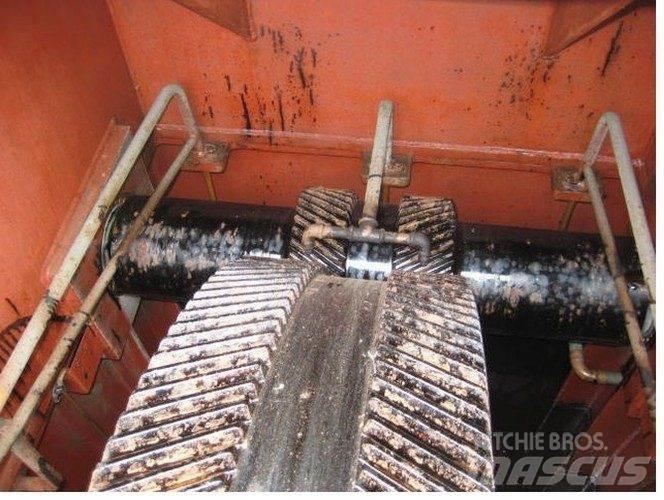  Spil ex Dana Hull Grimsby Montacargas y elevadores de material