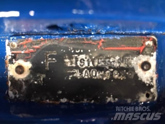  Spil, hydr. med wire Montacargas y elevadores de material