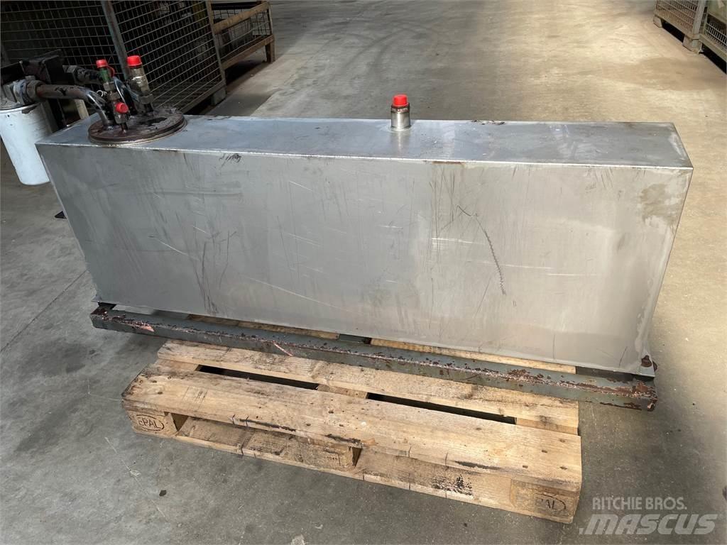  Tank, rustfri - ca. 200 Ltr. Otros componentes