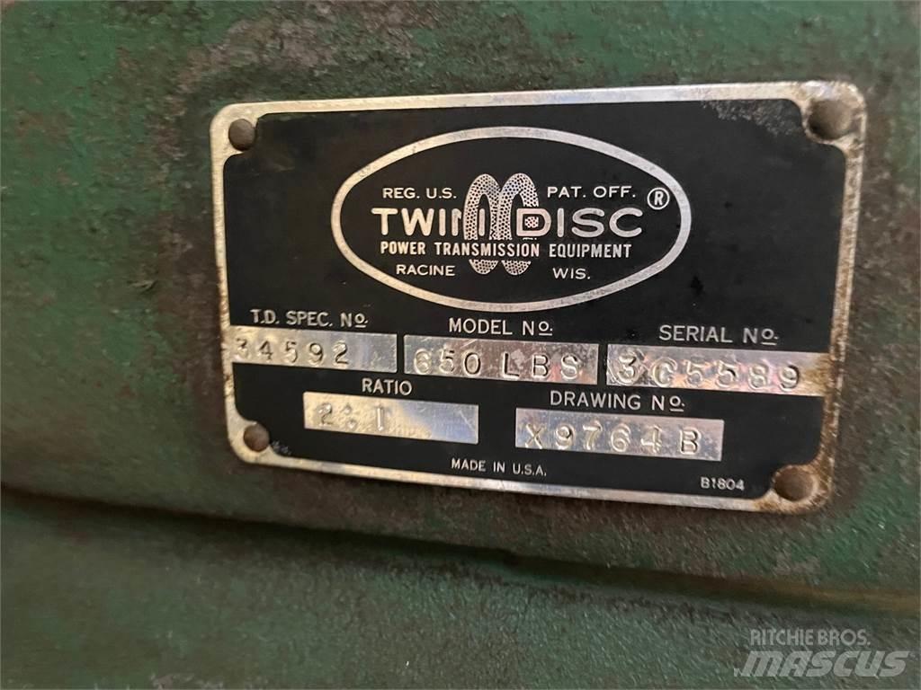  Twin Disc Model 6-C-1502-1 Transmisión