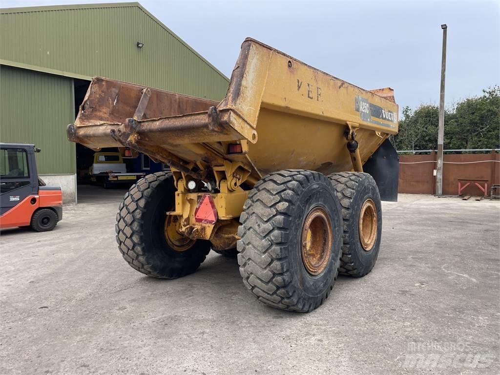 Volvo A25C dumpervogn 6x6 Dúmpers de obra