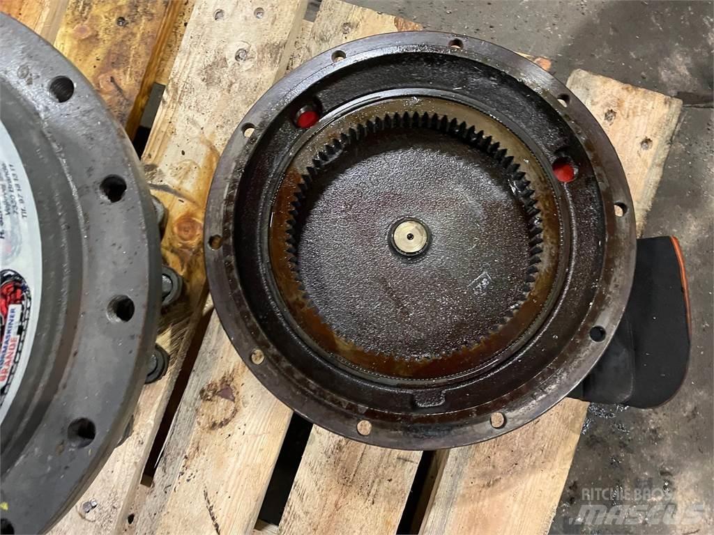 Volvo EC230B Køregear Transmisión