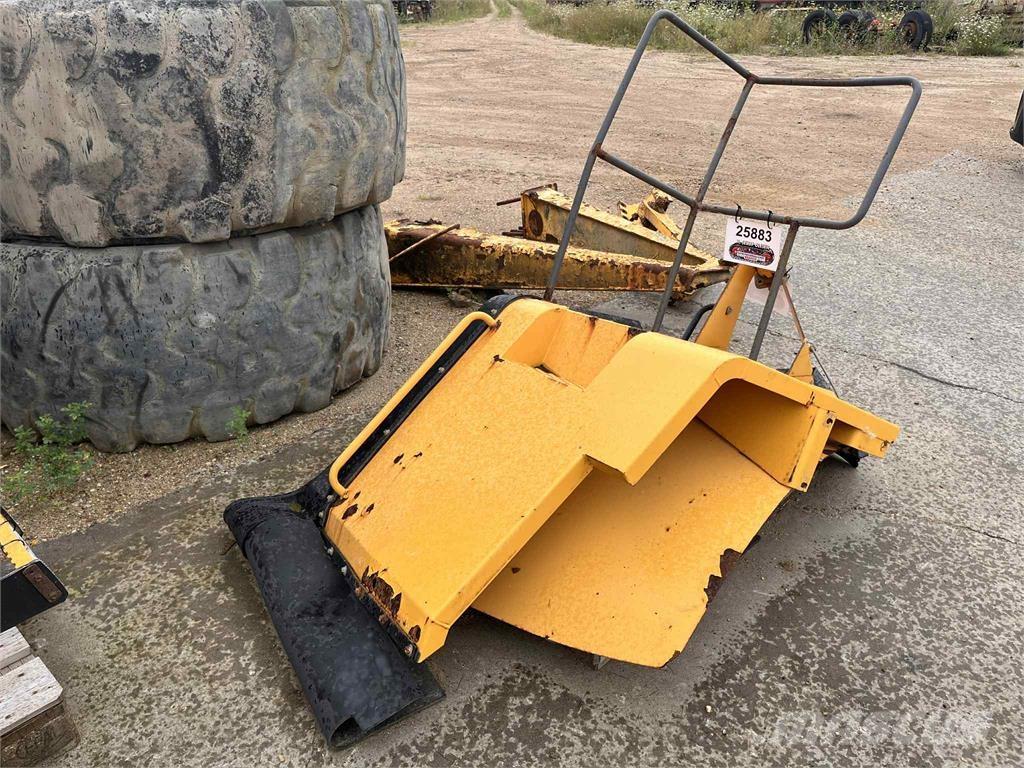 Volvo L220E højre bagskærm Otros componentes