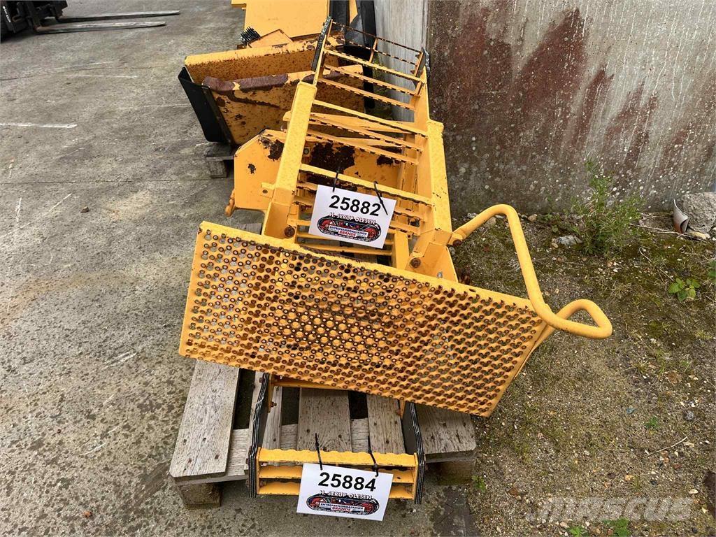 Volvo L220E trappe Otros componentes