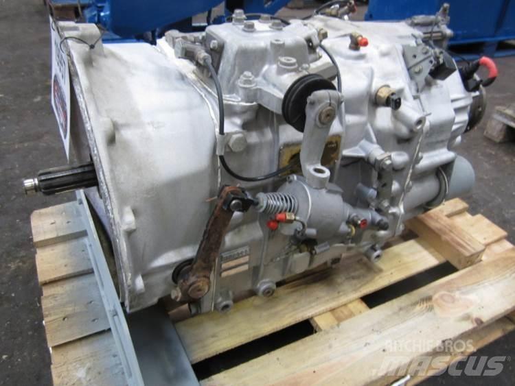 Volvo R1000 gear Transmisión