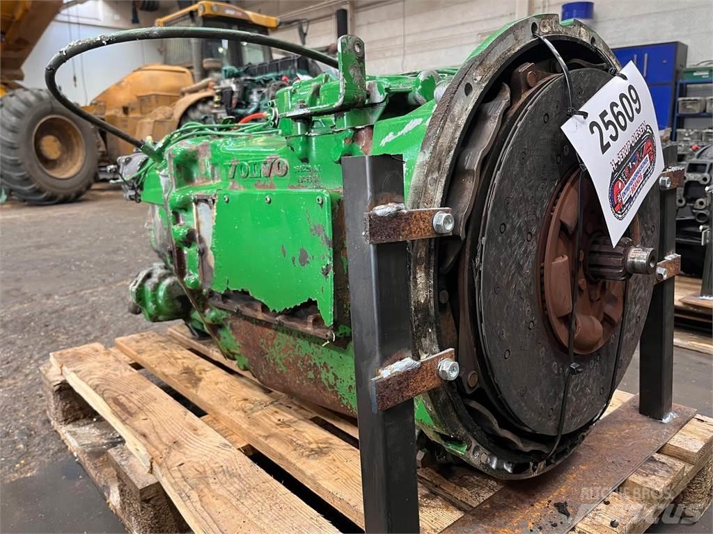 Volvo SR1700 transmission Transmisión