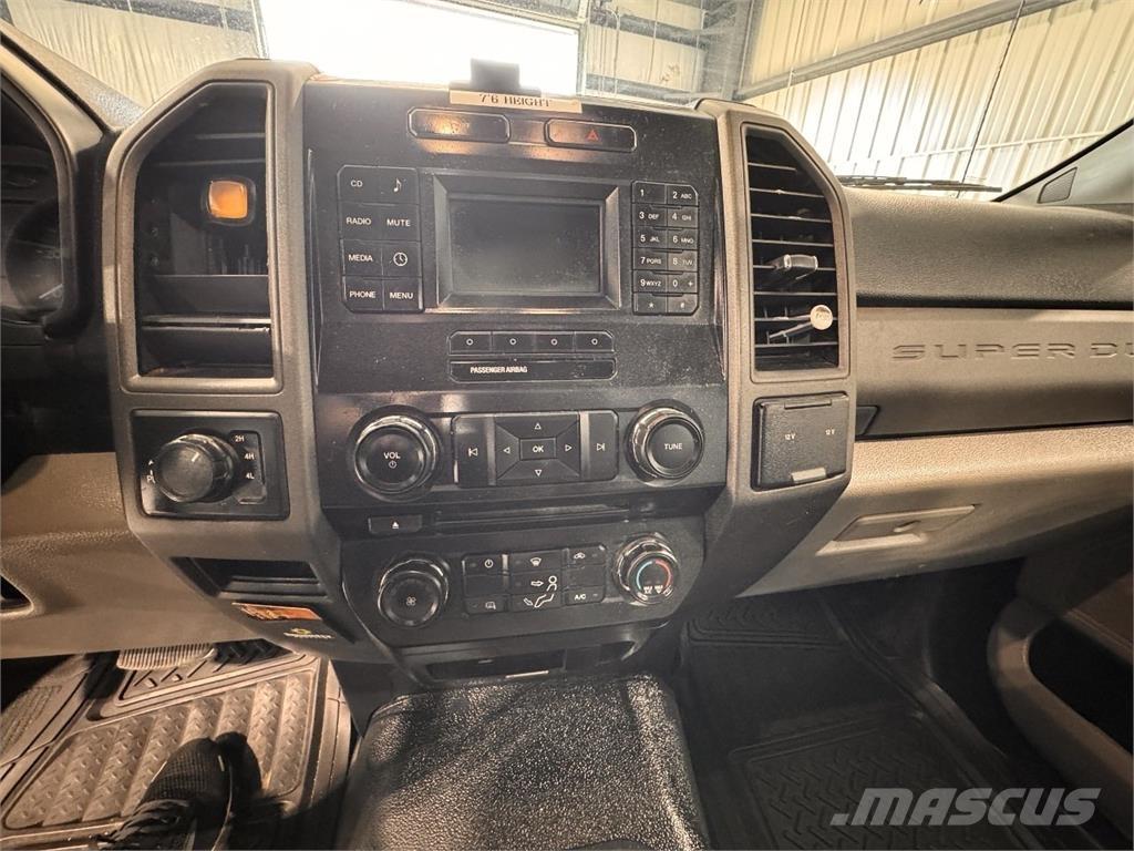 Ford F-250 Vehículos - Taller