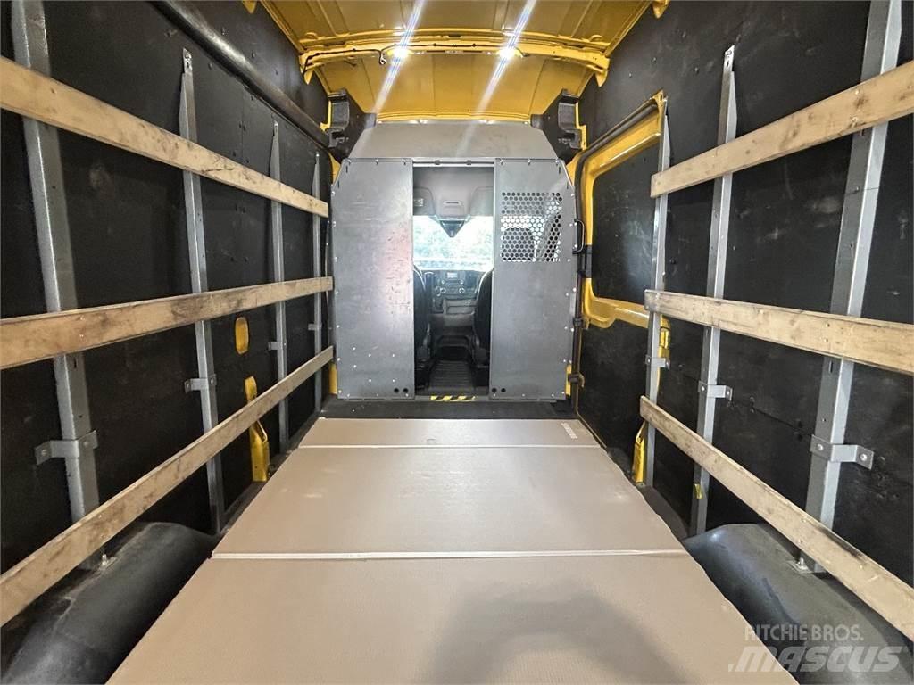 Ford Transit 250 Furgonetas caja abierta