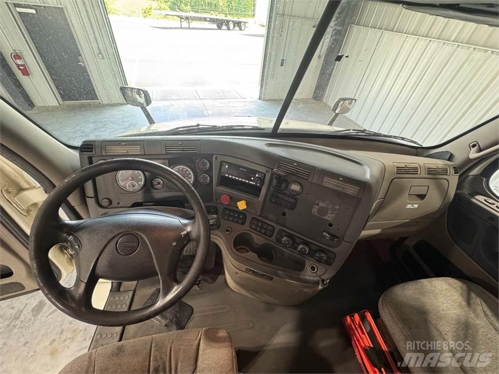 Freightliner CA113 Cabezas tractoras