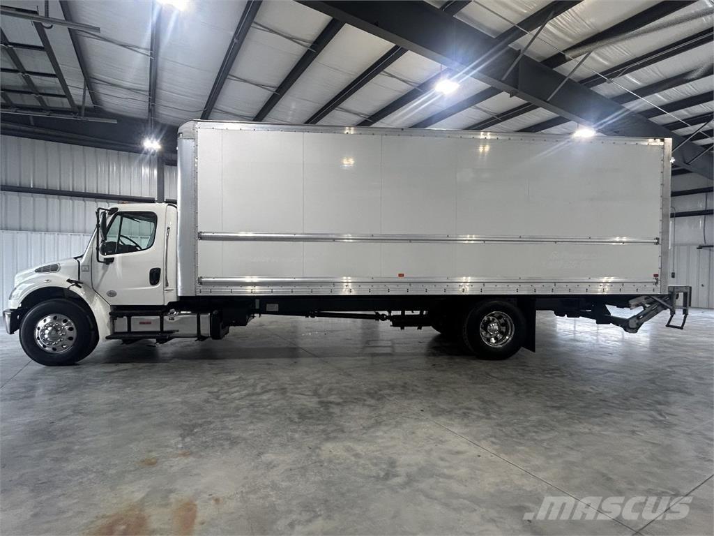 Freightliner M2 Camiones caja cerrada