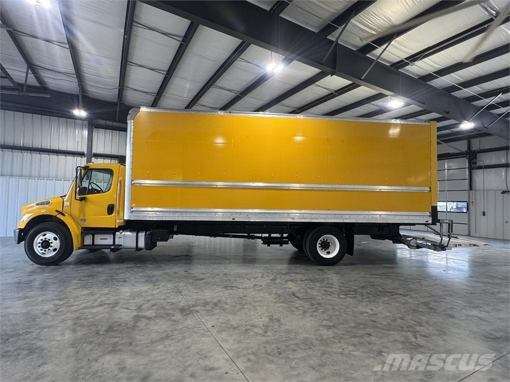 Freightliner M2 Camiones caja cerrada