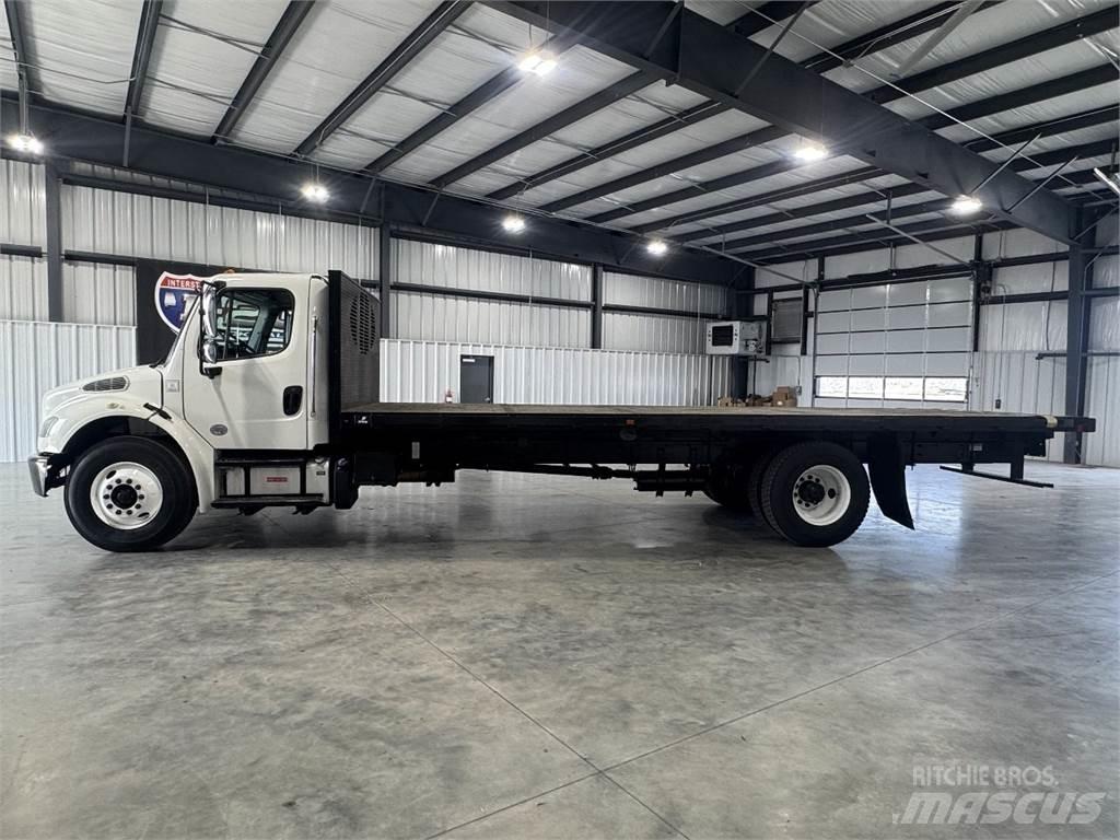 Freightliner M2 106 Camiones plataforma