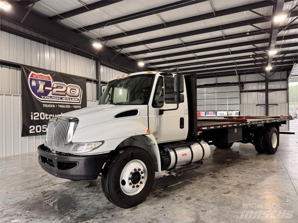 International 4300 Camiones plataforma