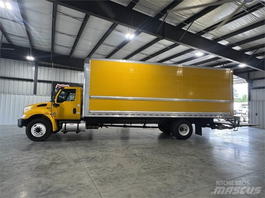 International MV607 Camiones caja cerrada