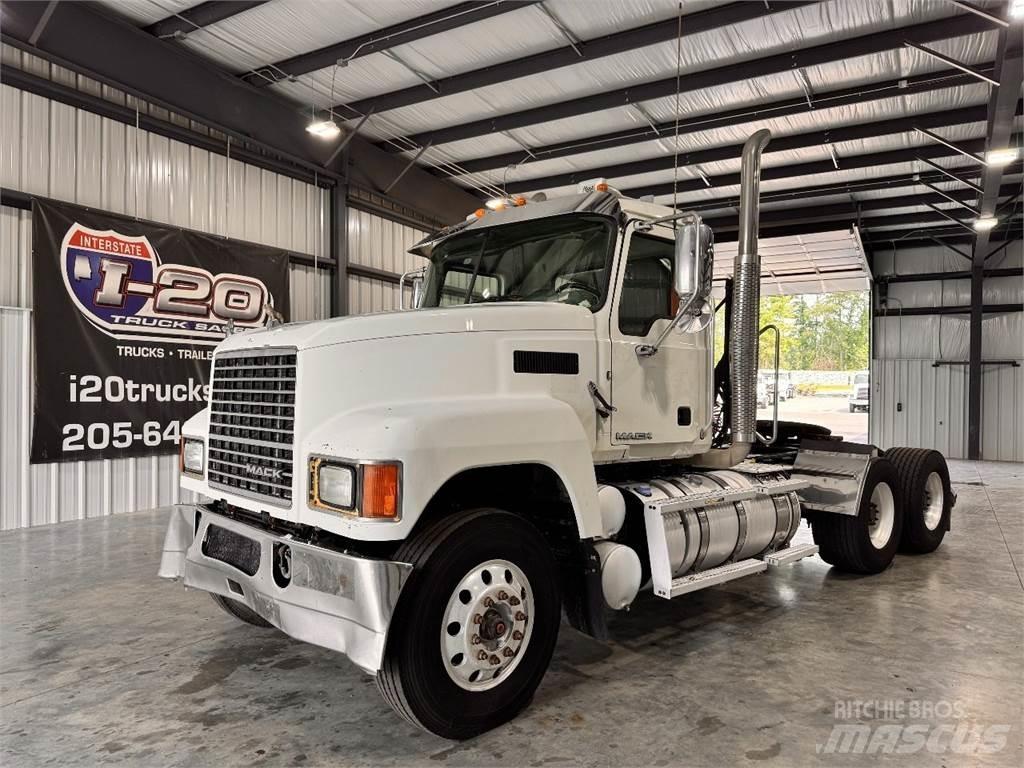 Mack CHU613 Cabezas tractoras