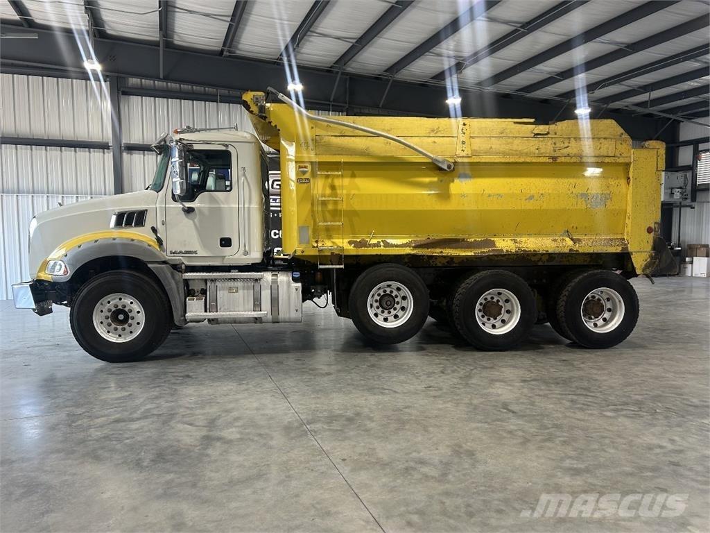 Mack Granite Camiones bañeras basculantes o volquetes