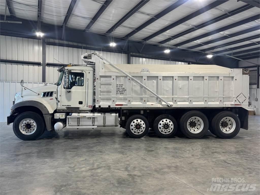 Mack GU713 Camiones bañeras basculantes o volquetes