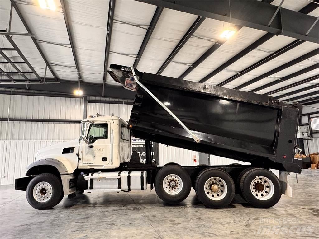 Mack GU713 Camiones bañeras basculantes o volquetes