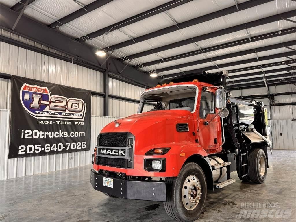 Mack MD6 Camiones bañeras basculantes o volquetes