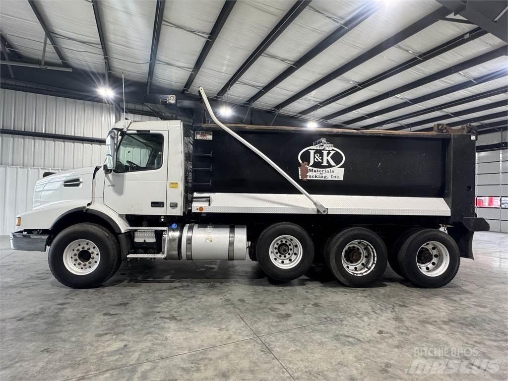 Volvo VHD Camiones bañeras basculantes o volquetes