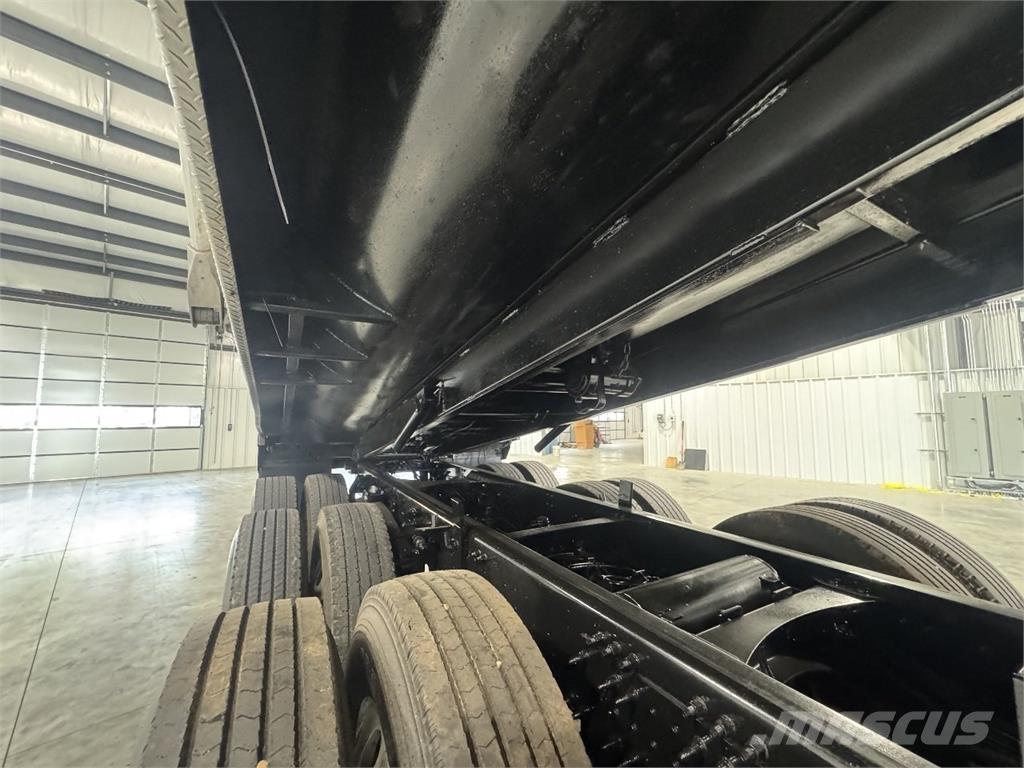 Volvo VHD Camiones bañeras basculantes o volquetes