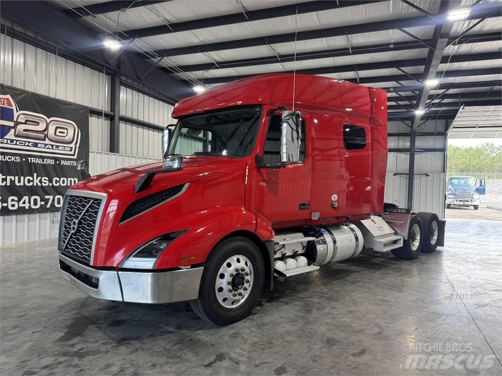 Volvo VNL64T740 Cabezas tractoras