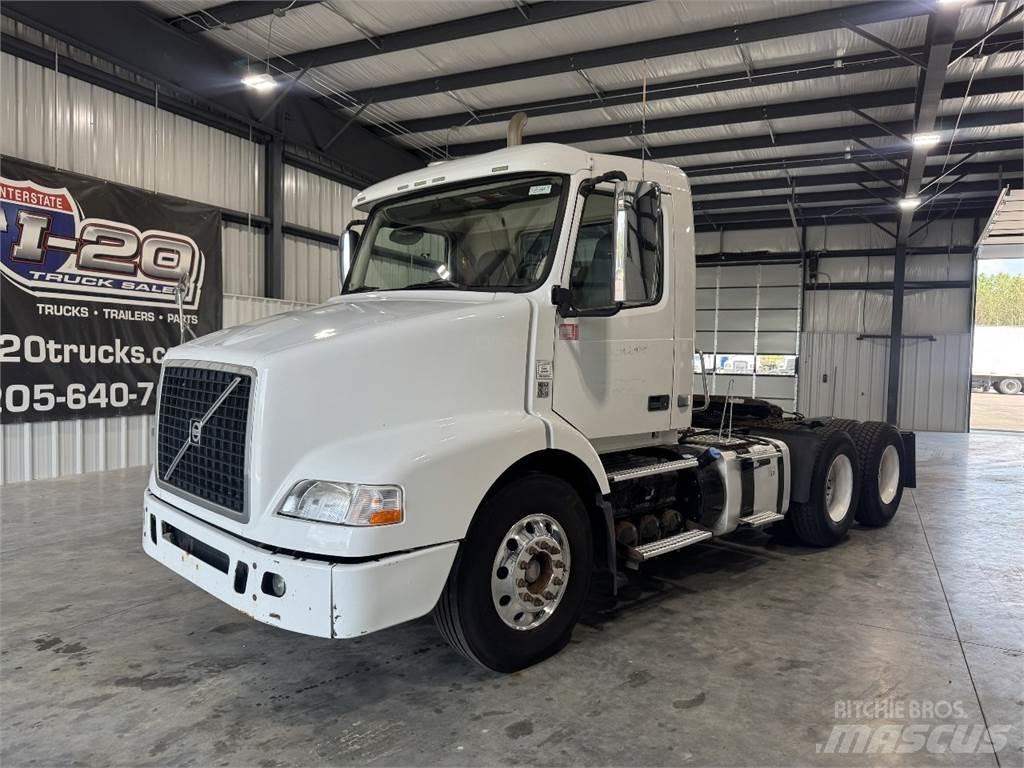 Volvo VNM Cabezas tractoras