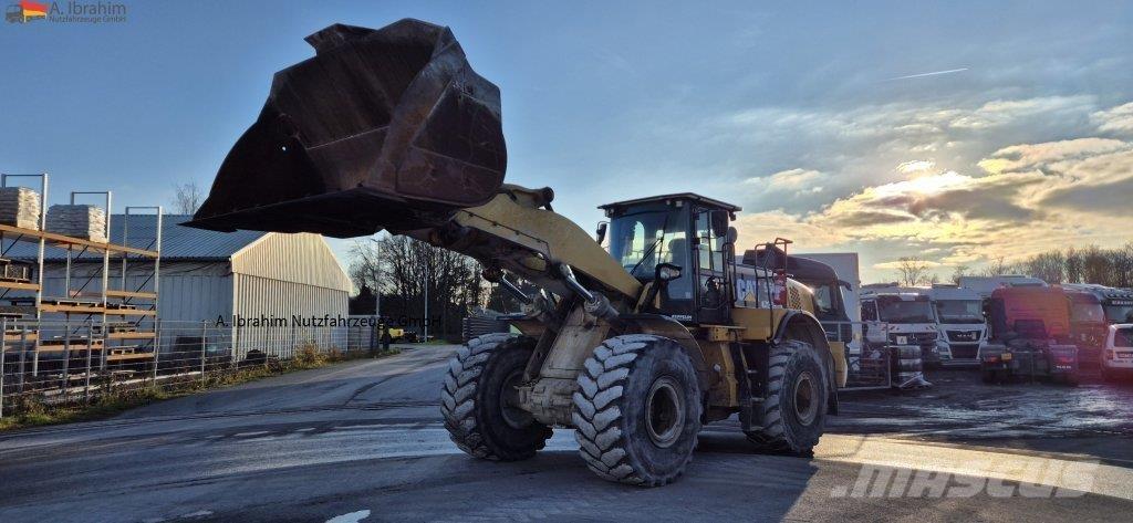 CAT 966 MXE Cargadoras sobre ruedas