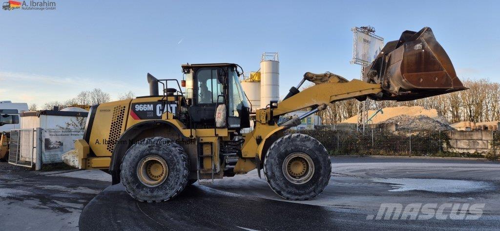 CAT 966 MXE Cargadoras sobre ruedas