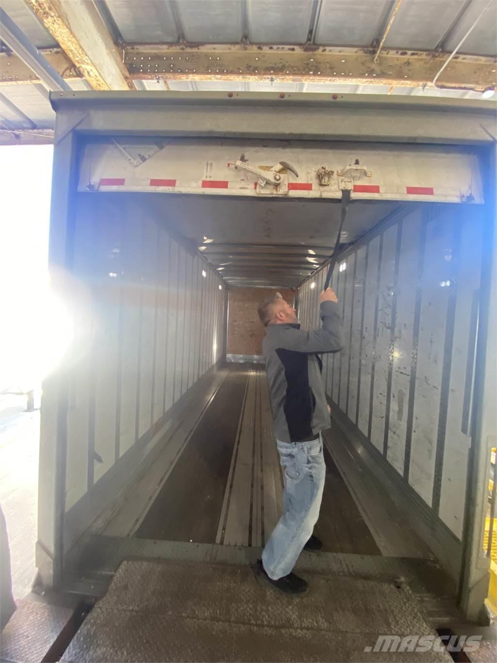 Wabash 28FT PUP TRAILER Bañera