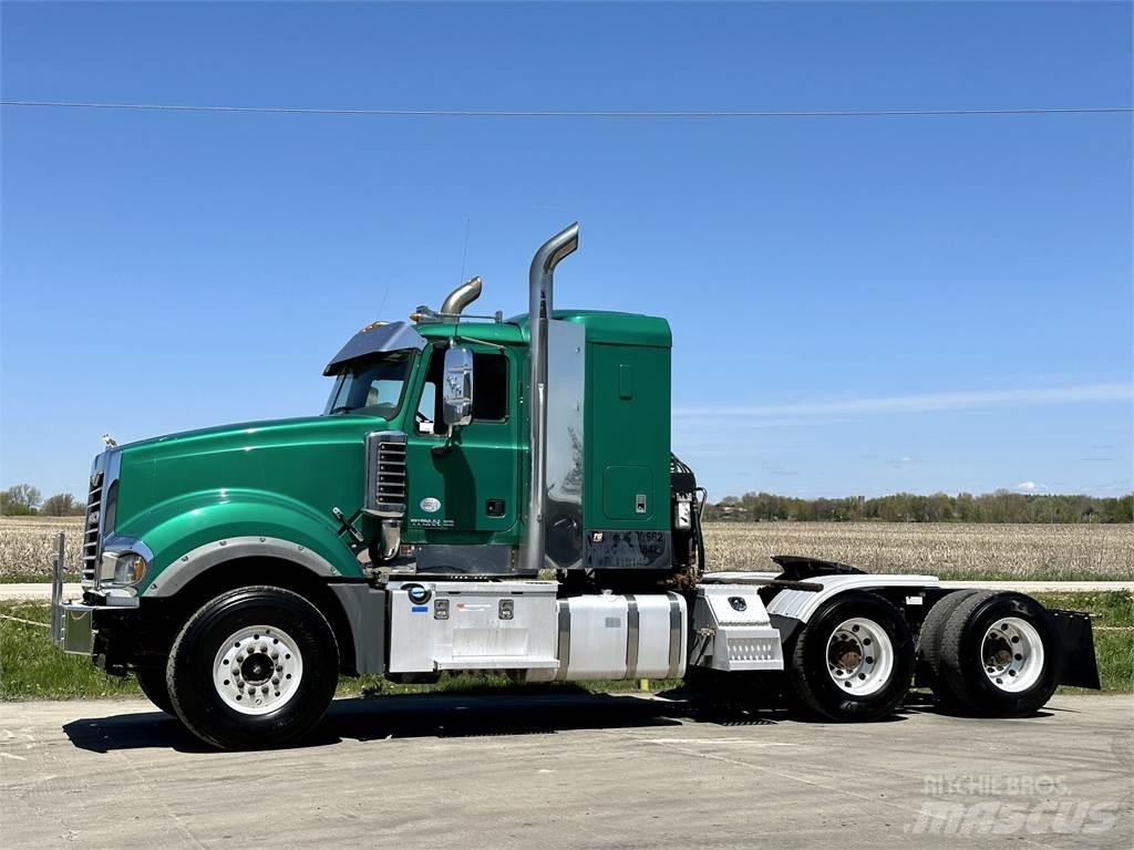 Mack Titan TD713 Cabezas tractoras