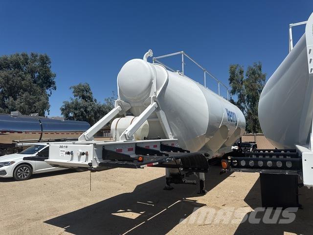  Aldura 1040CF Otros remolques