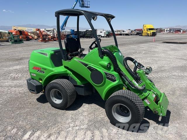 Avant 735 Cargadoras sobre ruedas