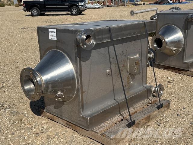  Berlie - Falco Construcción - Otros