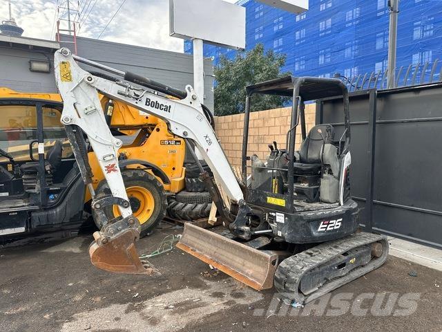 Bobcat E26 Excavadoras de cadenas