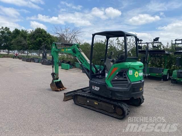 Bobcat E32 Excavadoras de cadenas