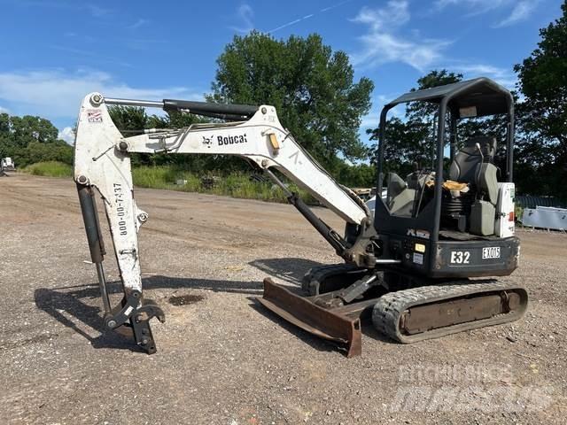 Bobcat E32 Excavadoras de cadenas