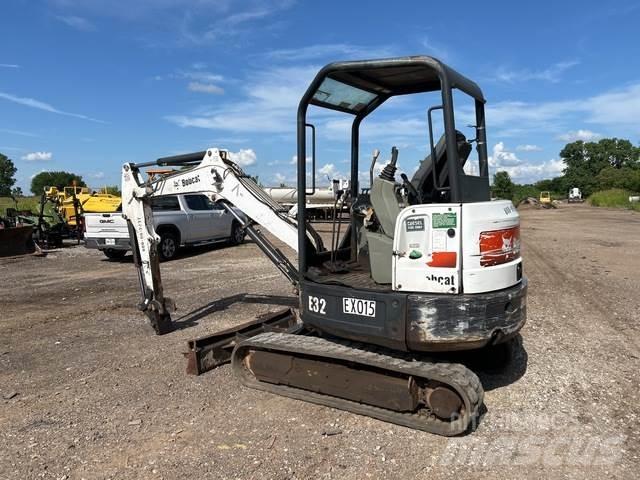 Bobcat E32 Excavadoras de cadenas