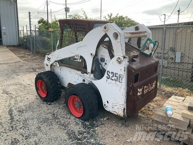 Bobcat S250 Minicargadoras