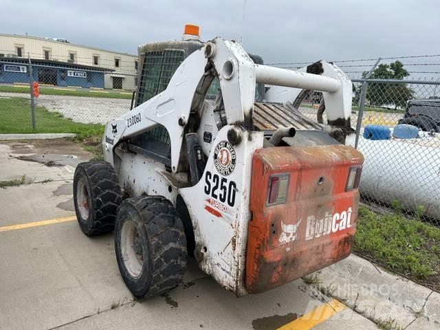 Bobcat S250 Minicargadoras