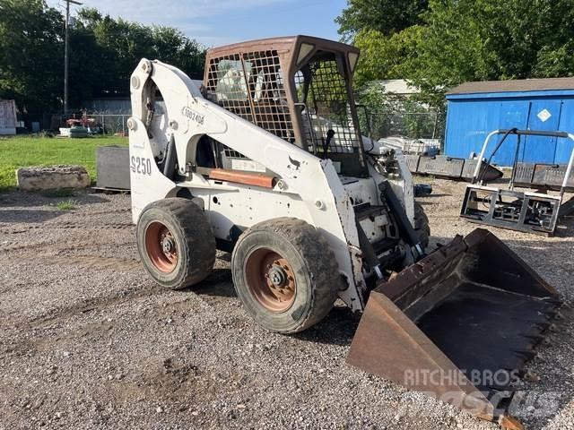 Bobcat S250 Minicargadoras