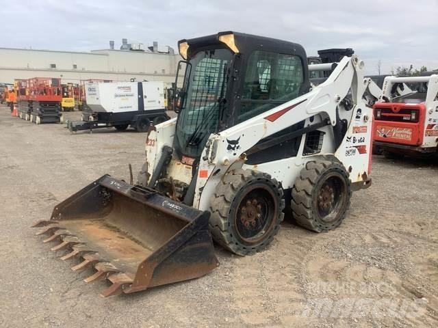 Bobcat S570 Minicargadoras