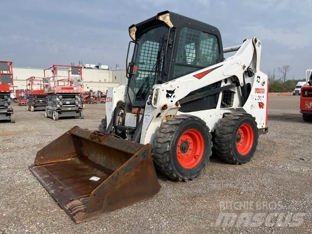 Bobcat S570 Minicargadoras