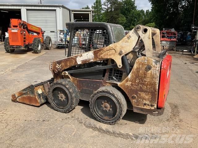 Bobcat S570 Minicargadoras