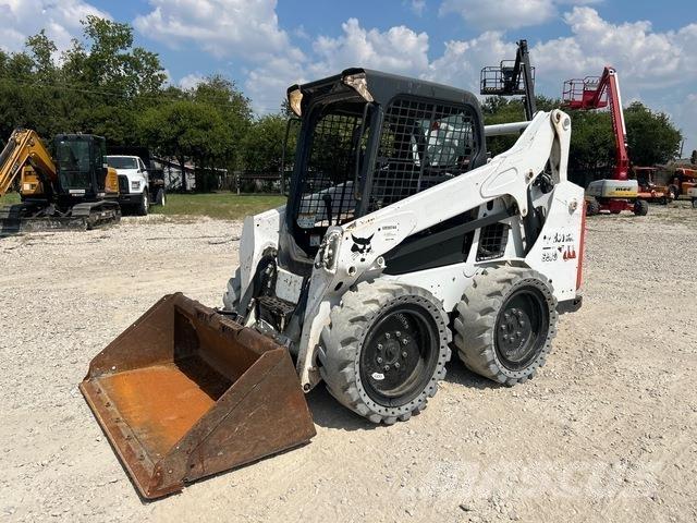 Bobcat S570 Minicargadoras